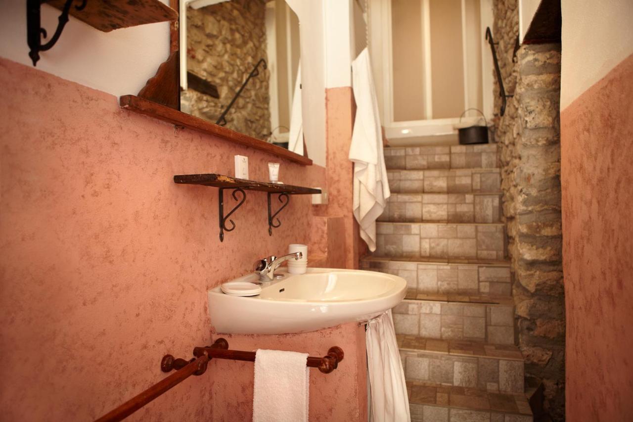 Antico Borgo Sanda Lago Maggiore Casalzuigno Εξωτερικό φωτογραφία