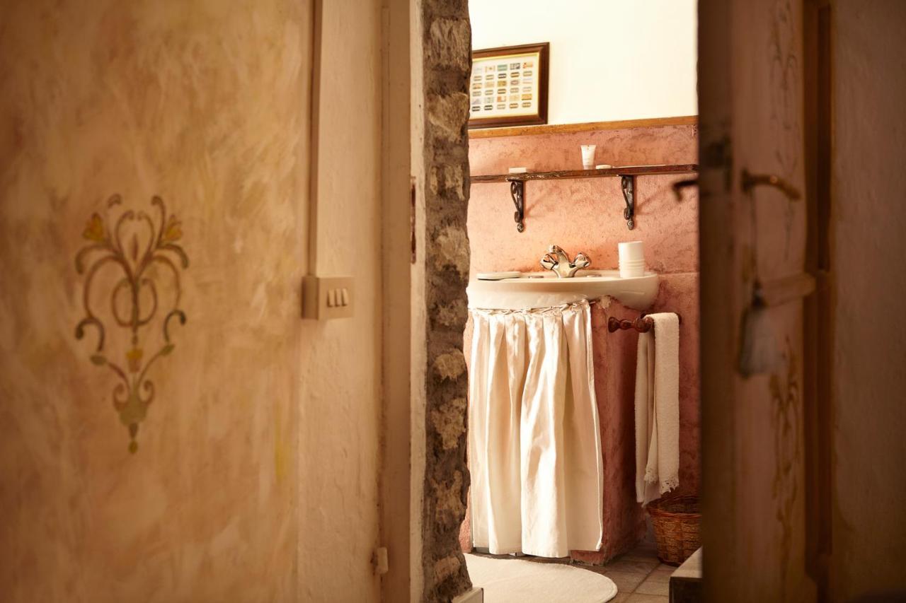 Antico Borgo Sanda Lago Maggiore Casalzuigno Εξωτερικό φωτογραφία